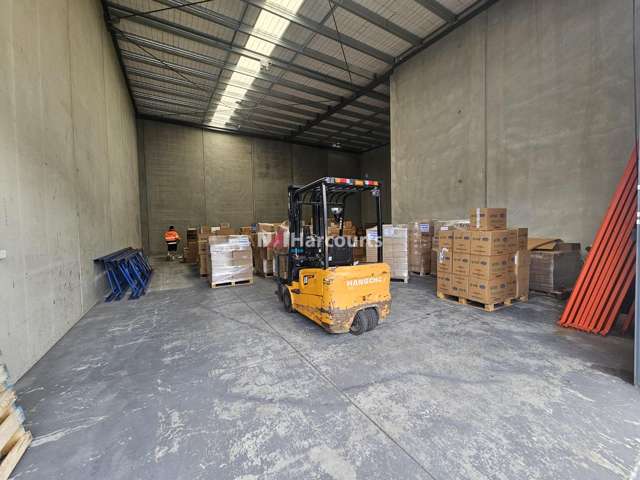 2/4 Rawiri Place Hobsonville_2