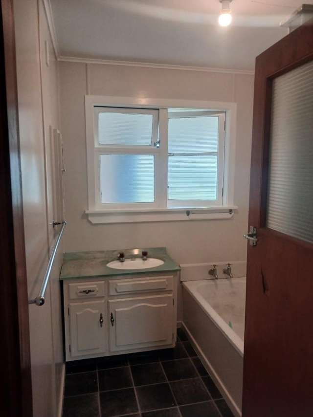 22 Conway Road Eltham_2
