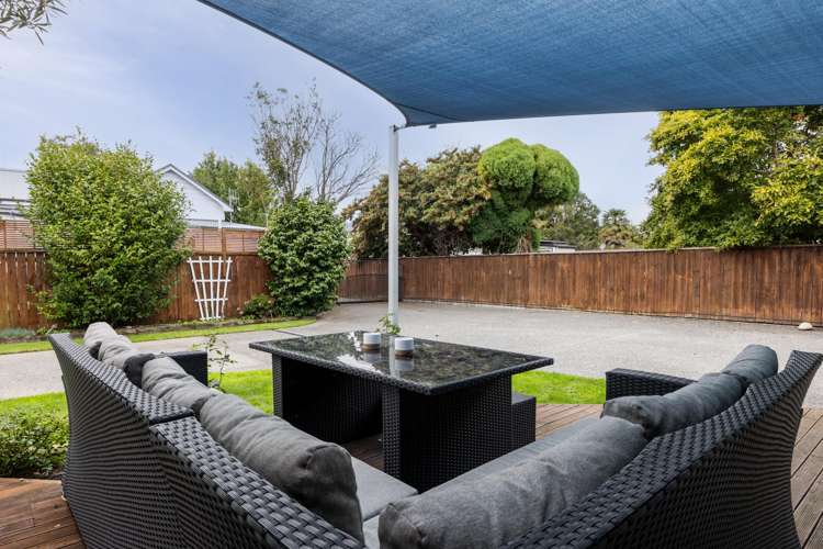 810a Cook Place Raureka_14