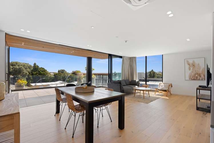 101/359 Cameron Road (Vantage Apts) Tauranga Central_1