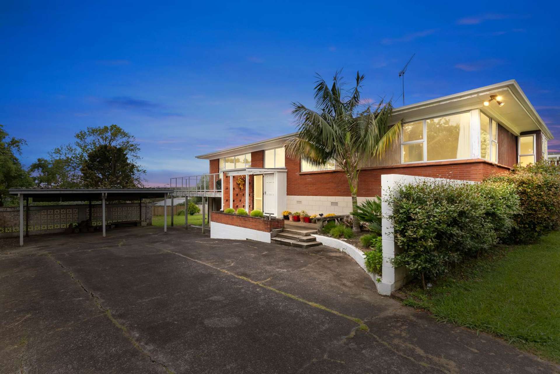 8 Leewood Place Pakuranga Heights_0