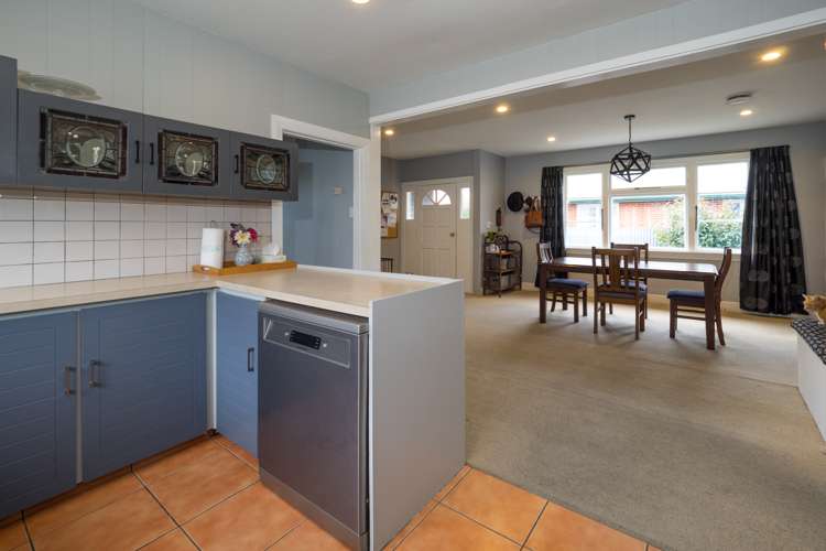 86 Creek Road Allenton_3