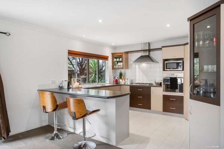 19 Malahide Drive Flat Bush_11