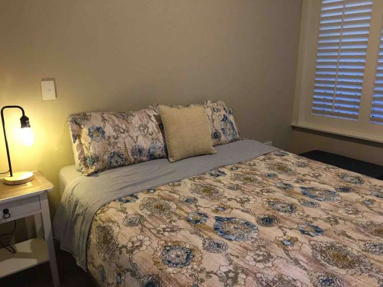 1d/3 Shakespeare Road Napier South_4