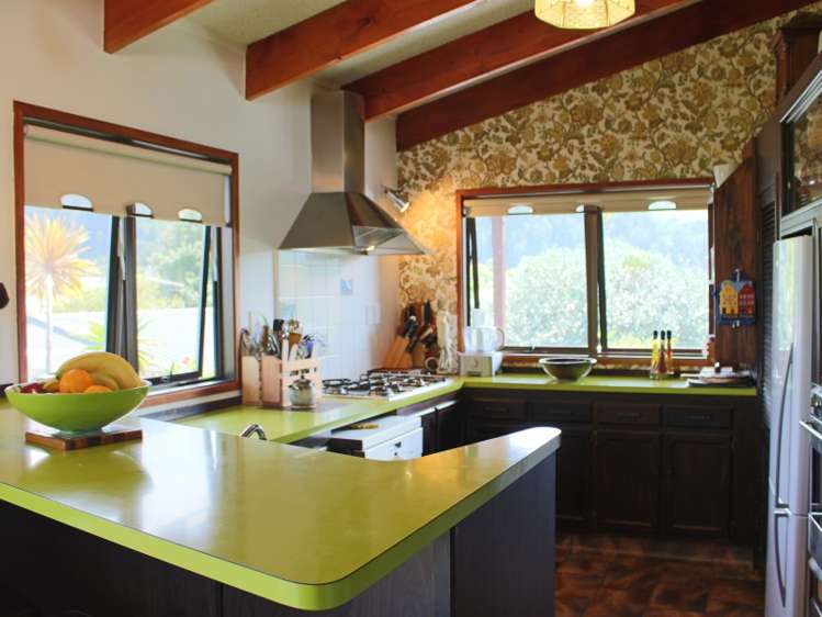 439 Fergusson Drive Thames_9