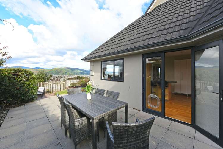 82 Redvers Drive Belmont_23