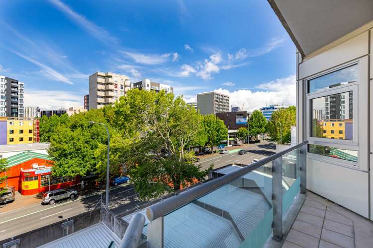 5c/205 Hobson Street Auckland Central_6
