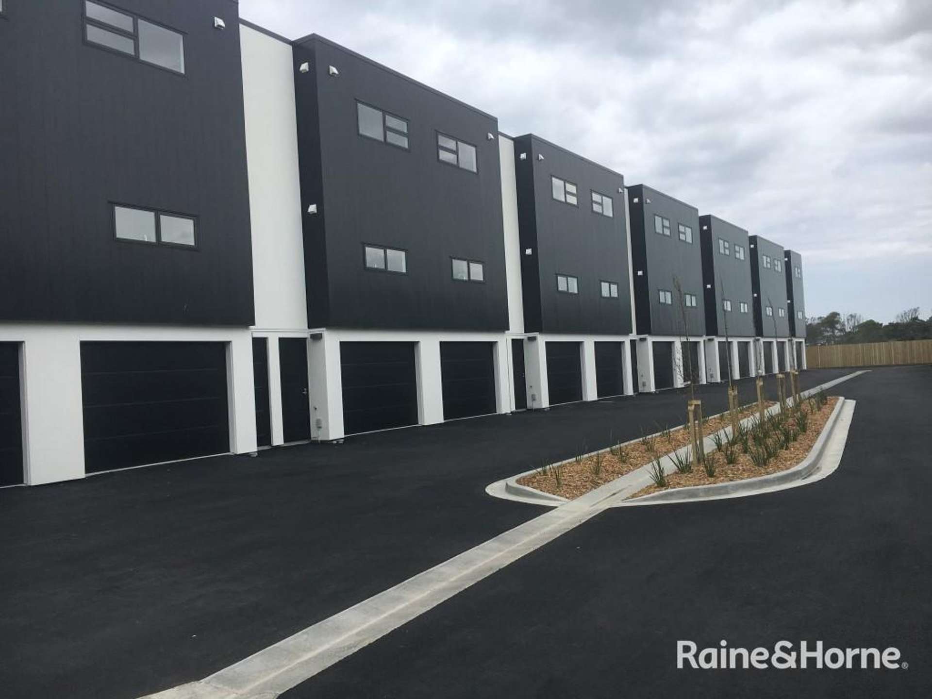 2/22 Ashley Place Papamoa Beach_0