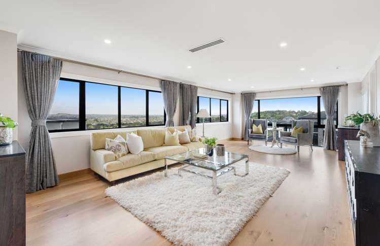 45 Armstrong Farm Drive East Tamaki Heights_38