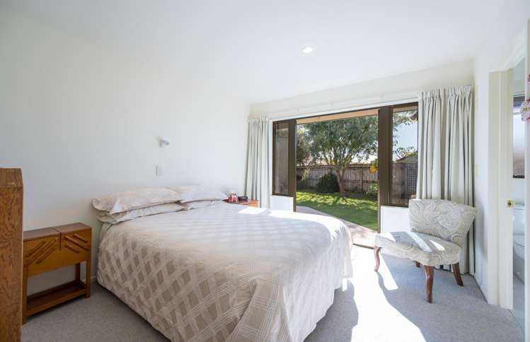 19 Appaloosa Avenue Richmond_13