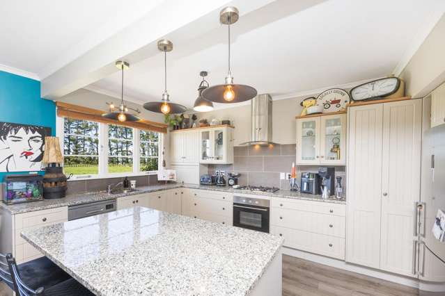 831 Halcombe Road Feilding_2