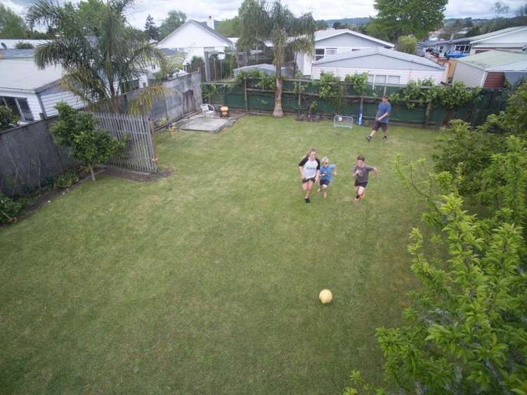 1 Boundary Road Tikipunga_20