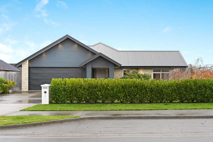 7 Bourke Drive_1