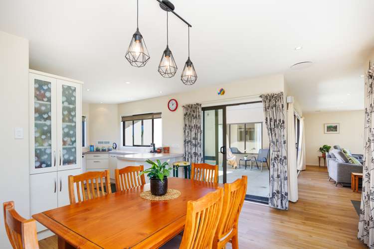 1078 Roberts Line Bunnythorpe_6