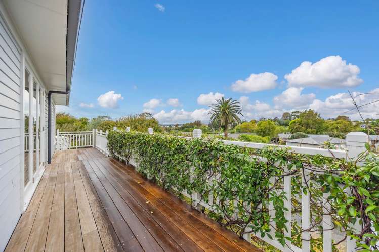 12 Bayside Avenue Te Atatu South_15