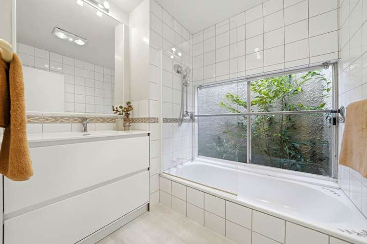 978 Beach Road Torbay_7