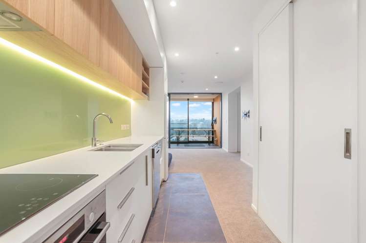 302/1 Buscomb Avenue Henderson_1