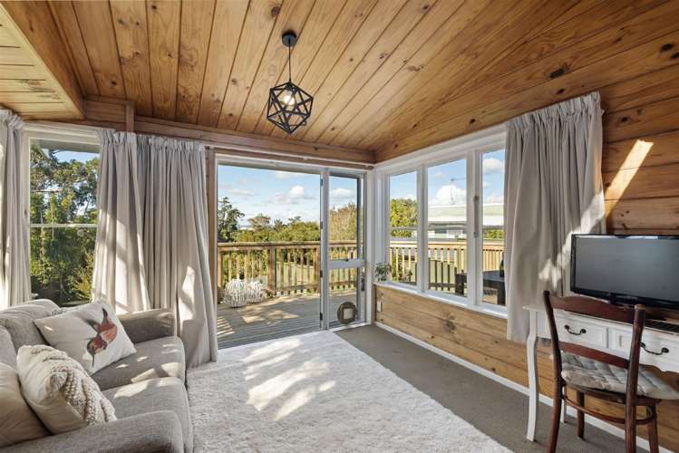 55 Jaemont Avenue Te Atatu South_12