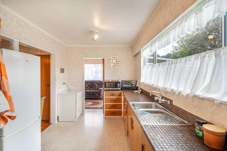 75 California Drive Totara Park_24