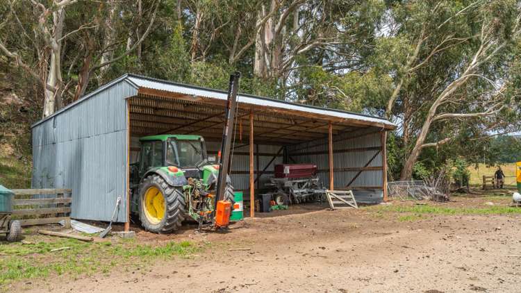 2 Cotswold Road Omihi_36