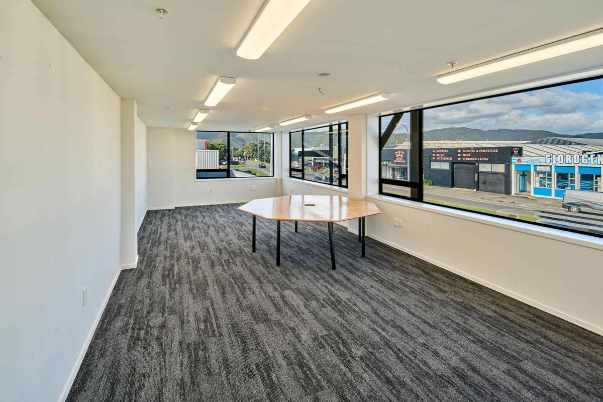 69 Waione Street_3
