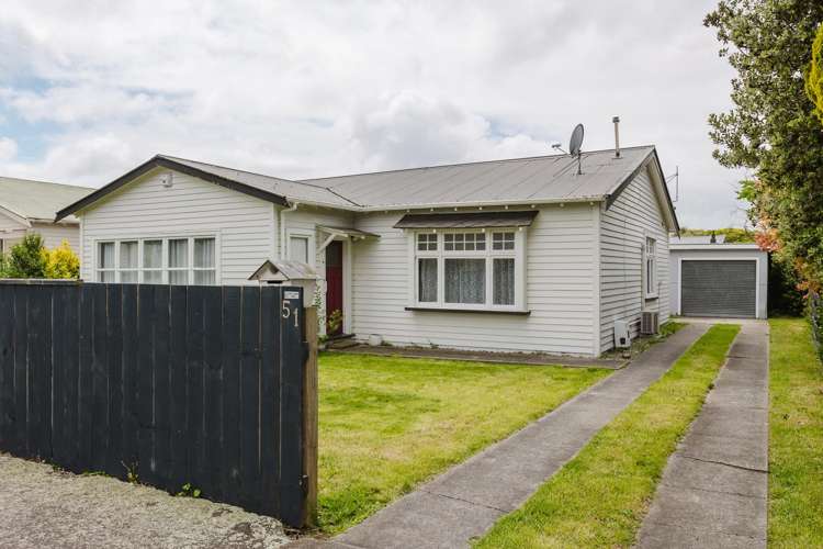 51 Burns Avenue Takaro_1