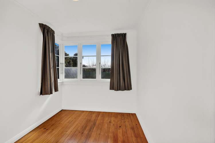 32 Leicester Street Patea_30