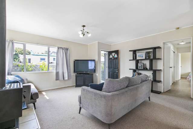 2/41 Great South Road Papakura_1