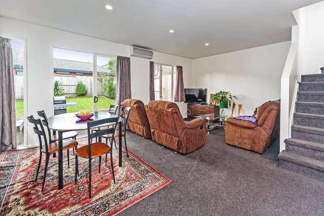 9/45 Secoia Crescent Mangere_1