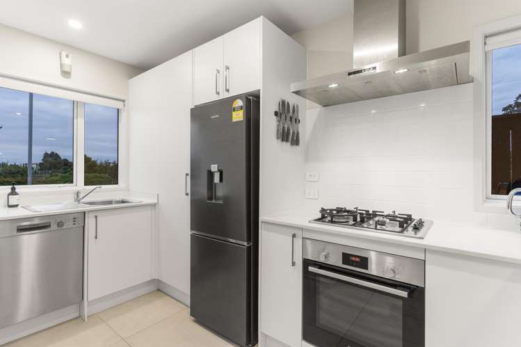 3 Paretaiuru Crescent Papakura_4