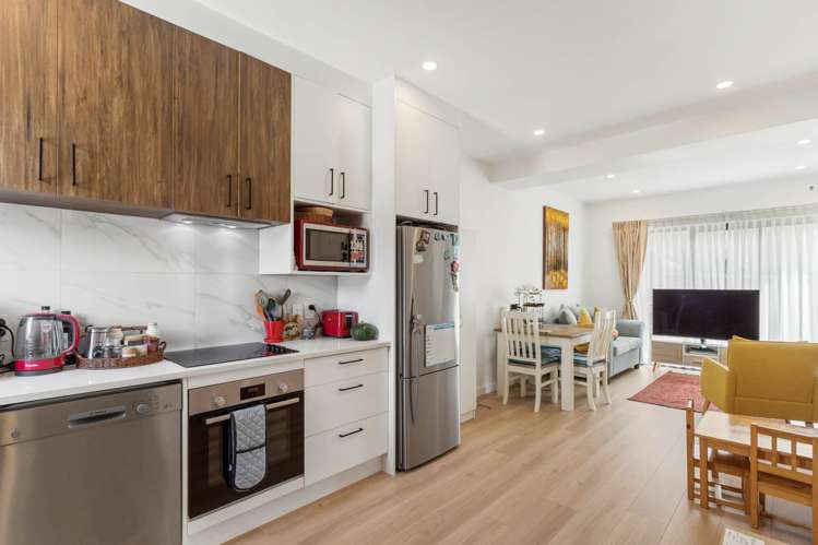 14/72 Alfriston Road Manurewa_7