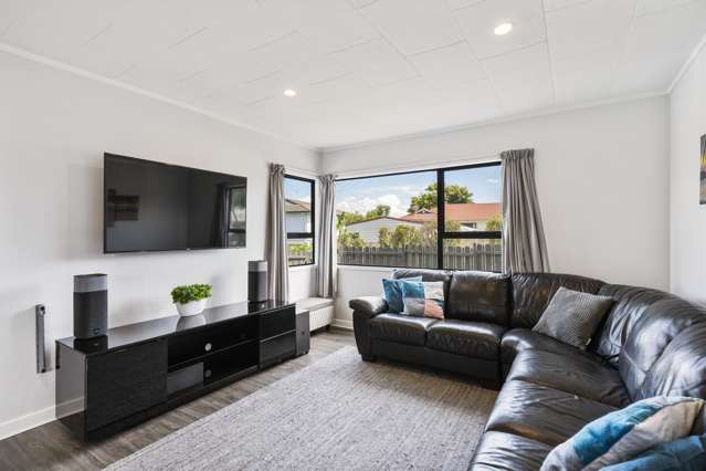 2/16 Cabello Place Unsworth Heights_2