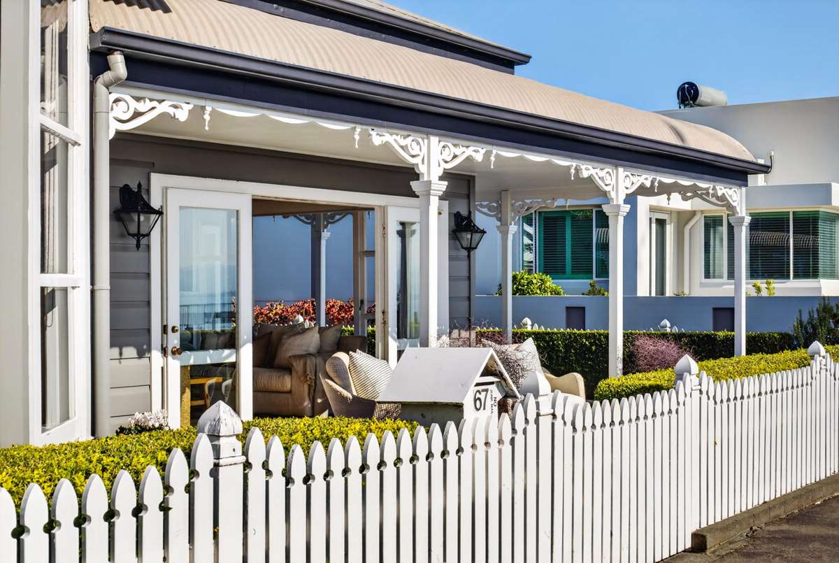 67 Hardinge Road and 150 Waghorne Street_0