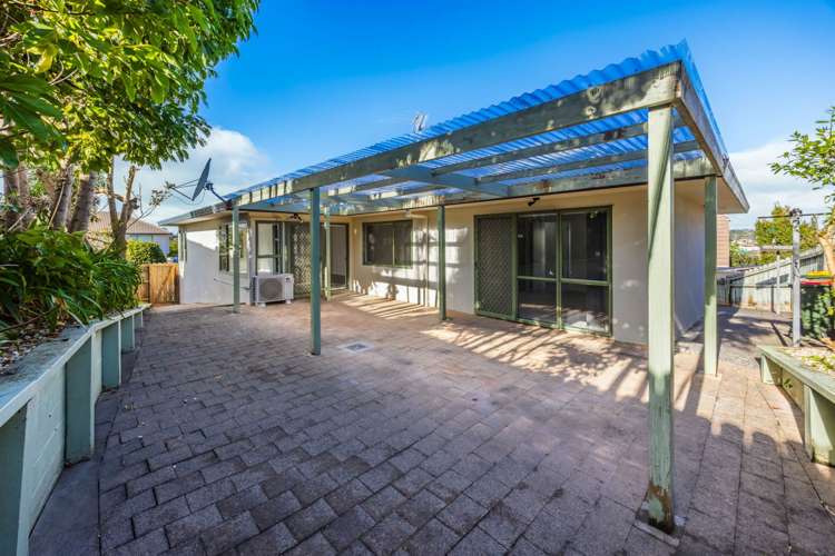 2/14 Kells Place Botany Downs_10
