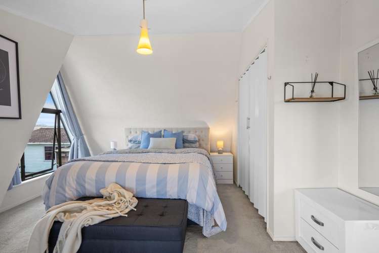 12 Eureka Place Parahaki_17