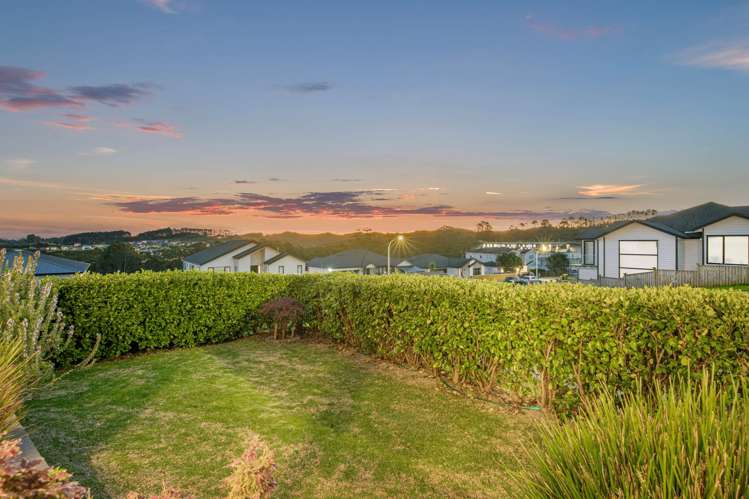 17 Takurua Terrace Orewa_11