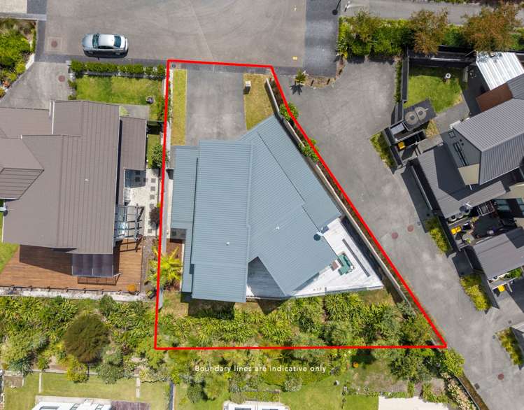 7 Eastreef Court Long Bay_36