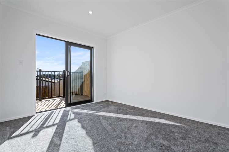 2/18 Church Road Pukete_6