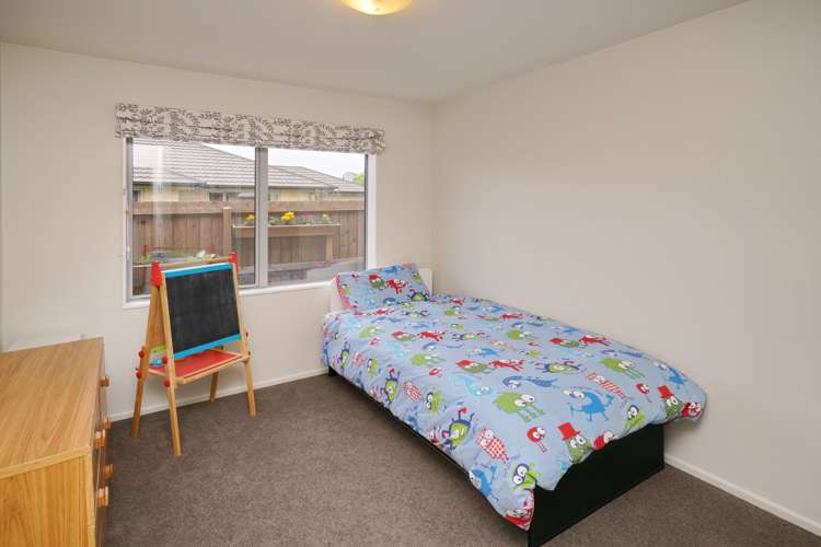 5 Oak Tree Lane Rangiora_13