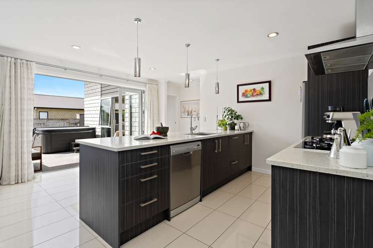 48 West Thompson Street Leamington_5