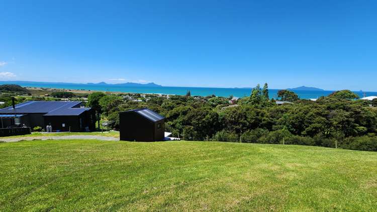 15 Mackay Lane Waipu_5