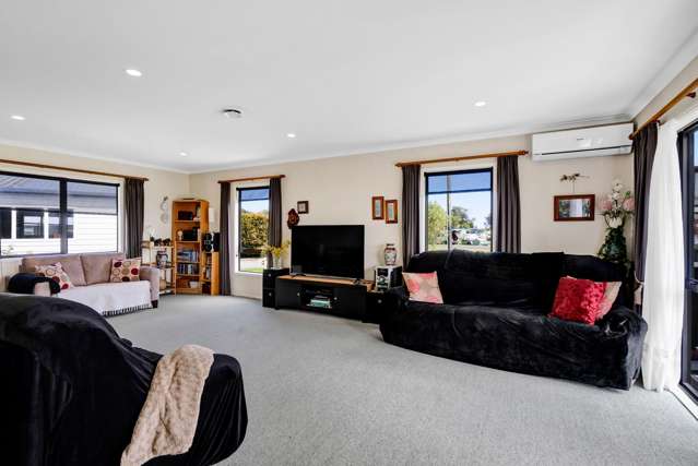 2 Kaipi Street Manaia_1