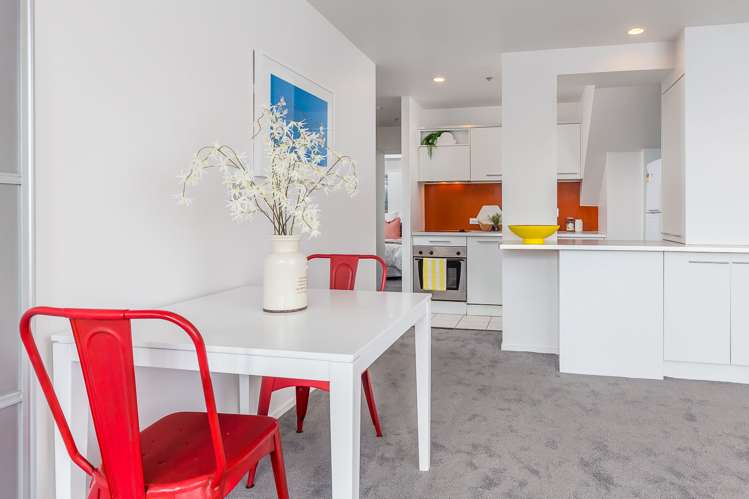 201/17 Vogel Lane Auckland Central_6