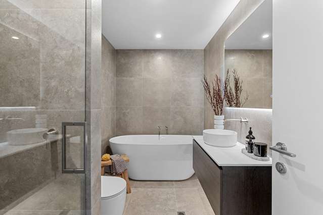 2 and 3/34 Gordon Avenue St Albans_1