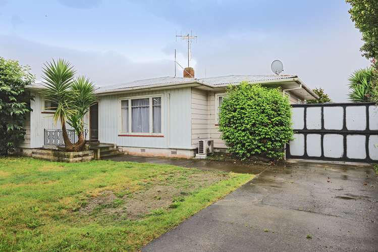 3 Harold Holt Avenue Onekawa_13
