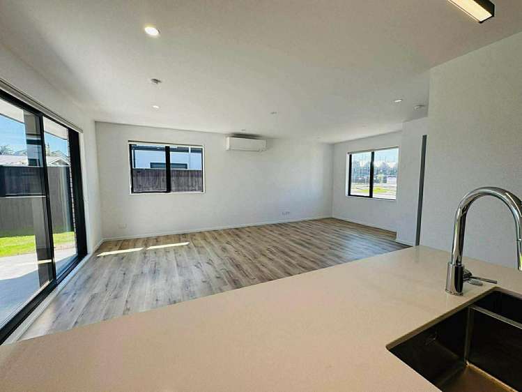 17 Akoranga Place Hornby_5