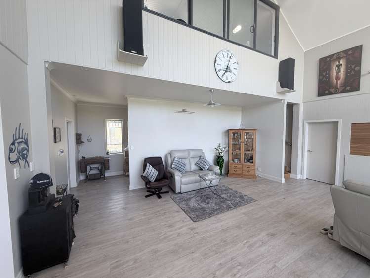 84 Sandford Road Ruakaka_10