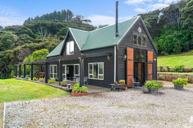 61 Grehan Valley Road Akaroa_23