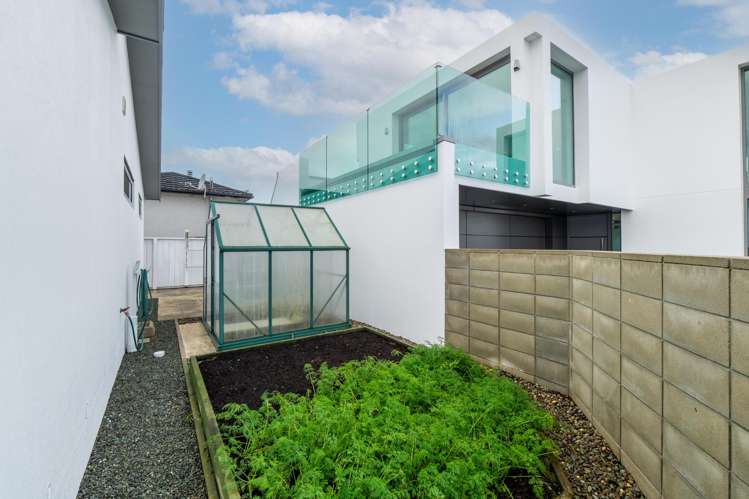 117 Layard Street Windsor_15