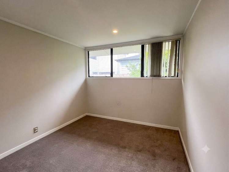 2/206 Church Street Onehunga_5